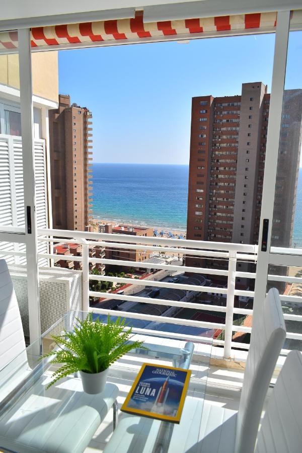 Los Caballos Vip Playa Levante Benidorm Bagian luar foto