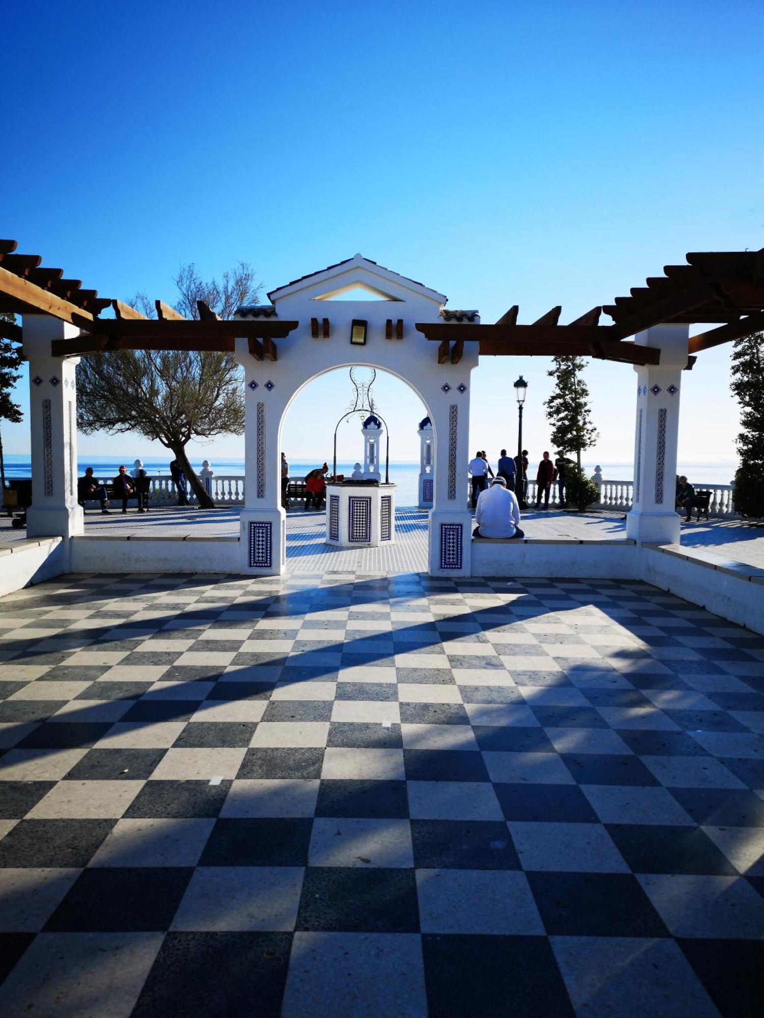 Los Caballos Vip Playa Levante Benidorm Bagian luar foto